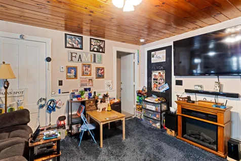 37 Tappan Street Farmington NH 03835