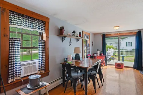 37 Tappan Street Farmington NH 03835