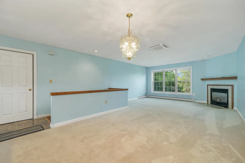 7 Troon Terrace Holderness NH 03245