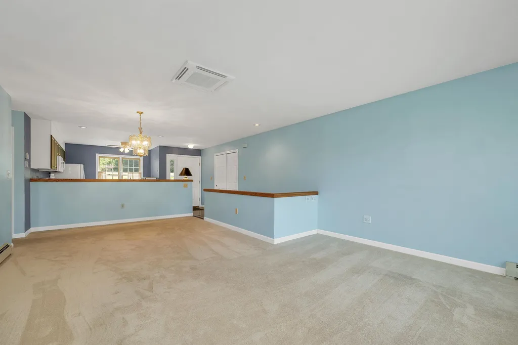 7 Troon Terrace Holderness NH 03245