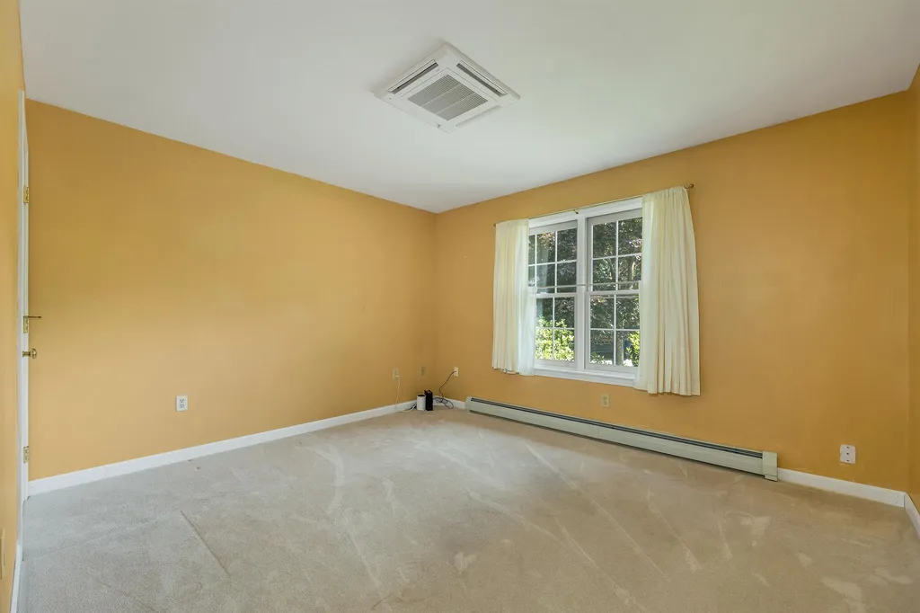7 Troon Terrace Holderness NH 03245