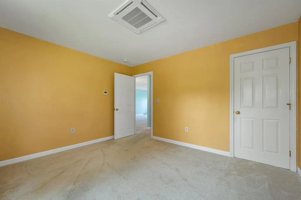 7 Troon Terrace Holderness NH 03245