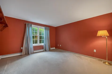 7 Troon Terrace Holderness NH 03245