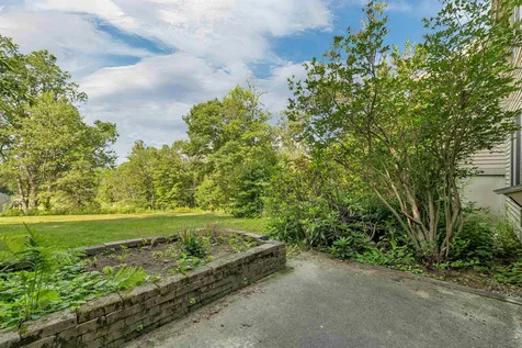 7 Troon Terrace Holderness NH 03245