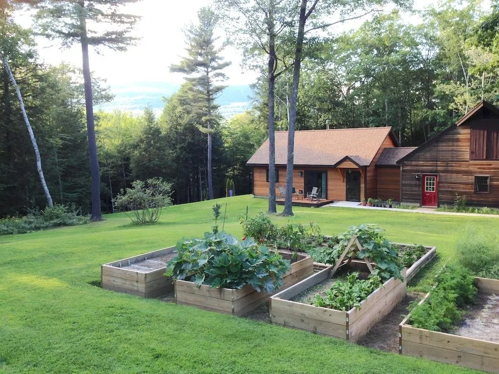 177 & 179 Dublin Road Jaffrey NH 03452