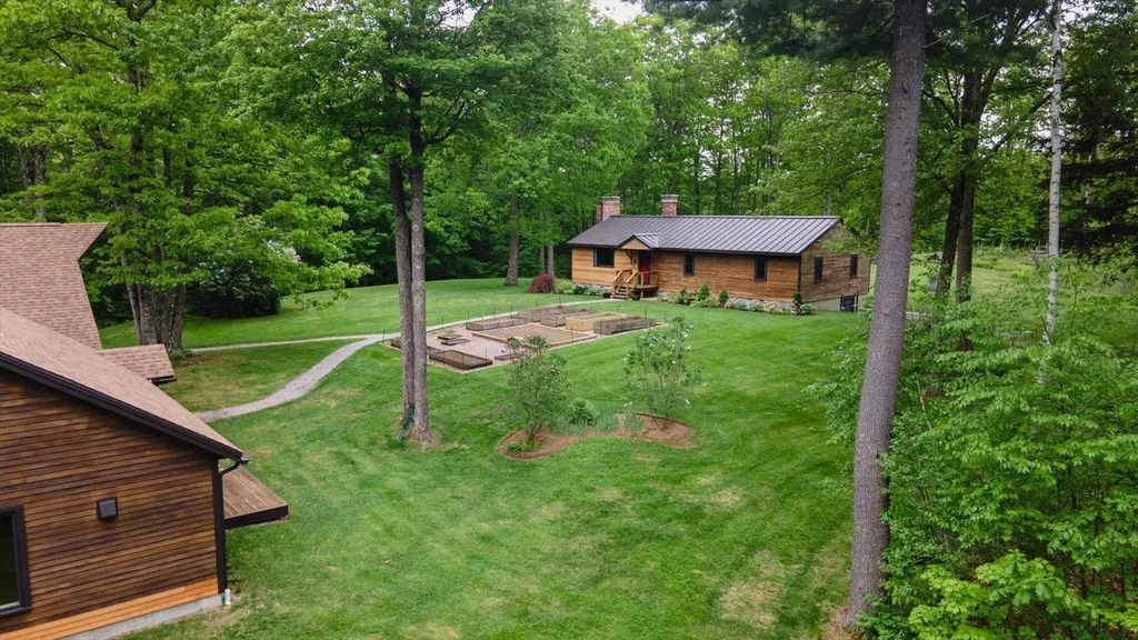 177 & 179 Dublin Road Jaffrey NH 03452