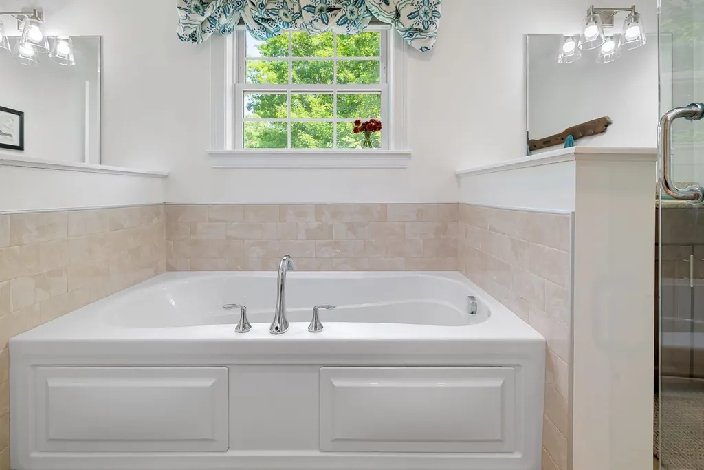 89 Blackberry Lane South Burlington VT 05403