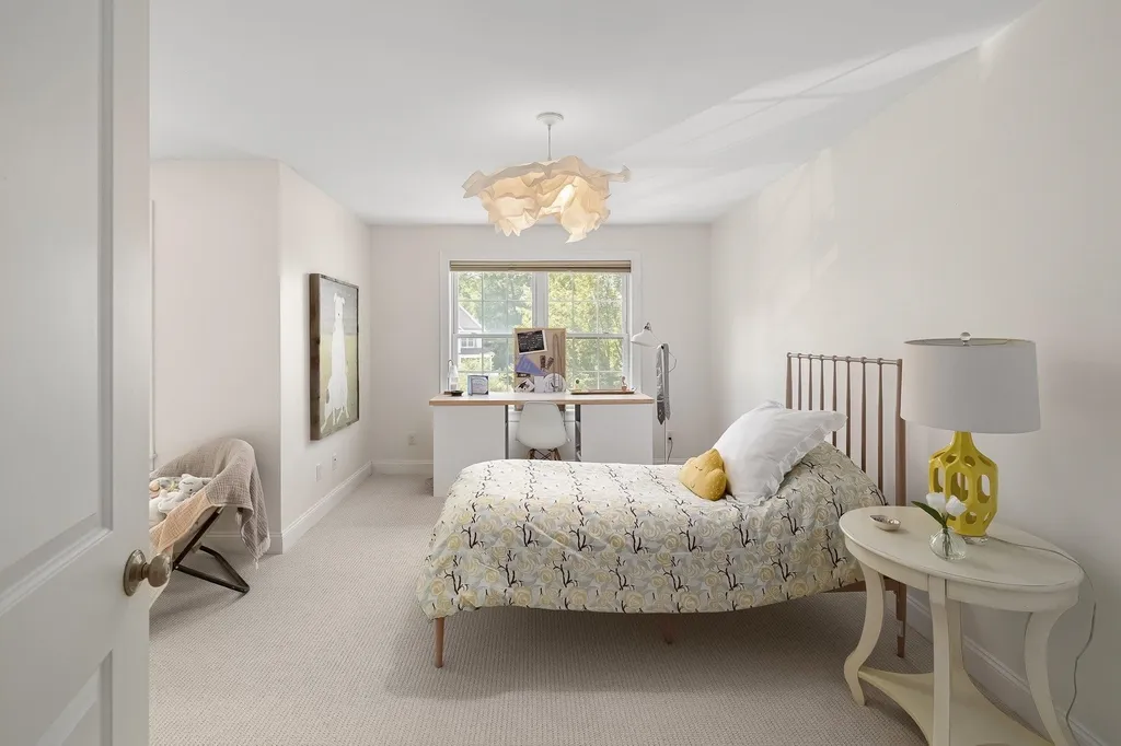 89 Blackberry Lane South Burlington VT 05403