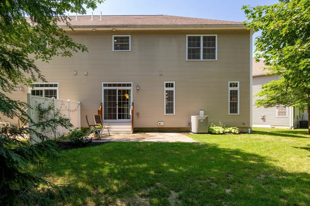 89 Blackberry Lane South Burlington VT 05403