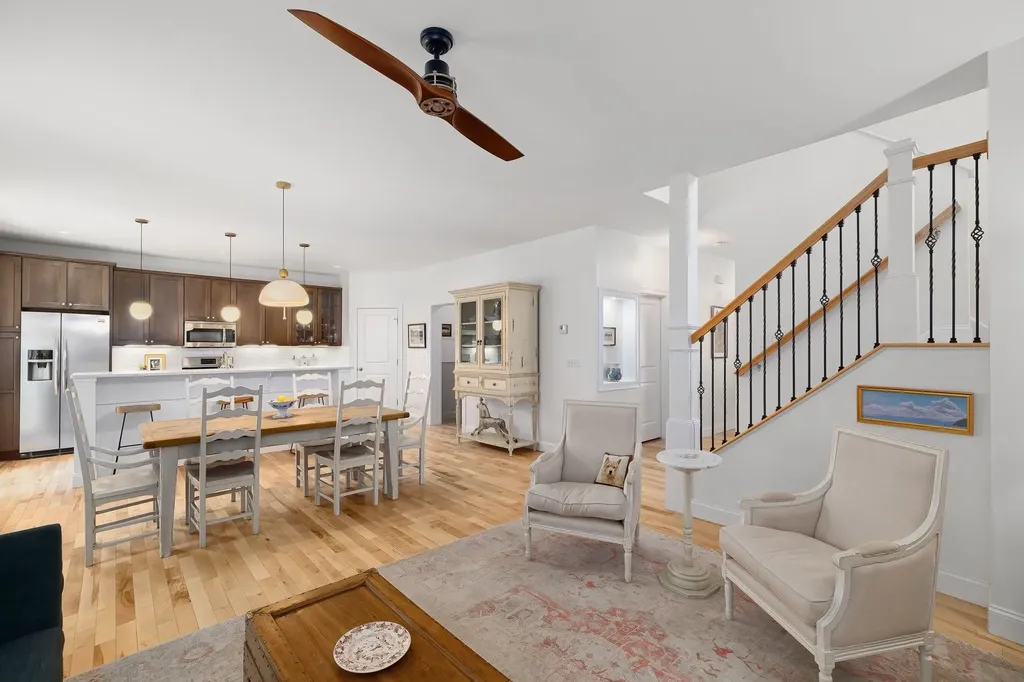 89 Blackberry Lane South Burlington VT 05403