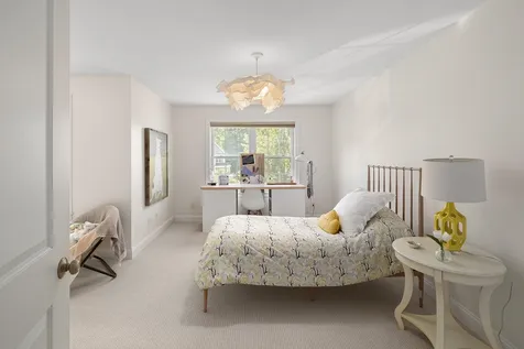89 Blackberry Lane South Burlington VT 05403