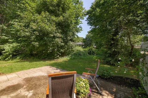 89 Blackberry Lane South Burlington VT 05403