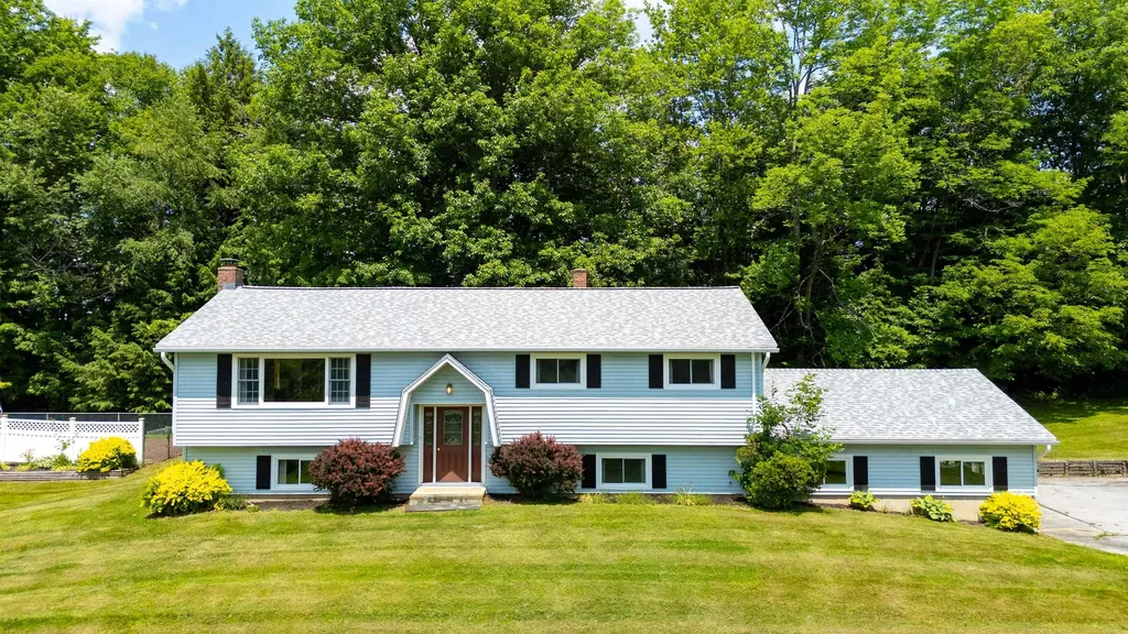 863 Perry Hill Road Waterbury VT 05676