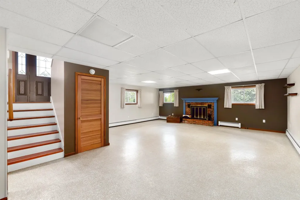 863 Perry Hill Road Waterbury VT 05676