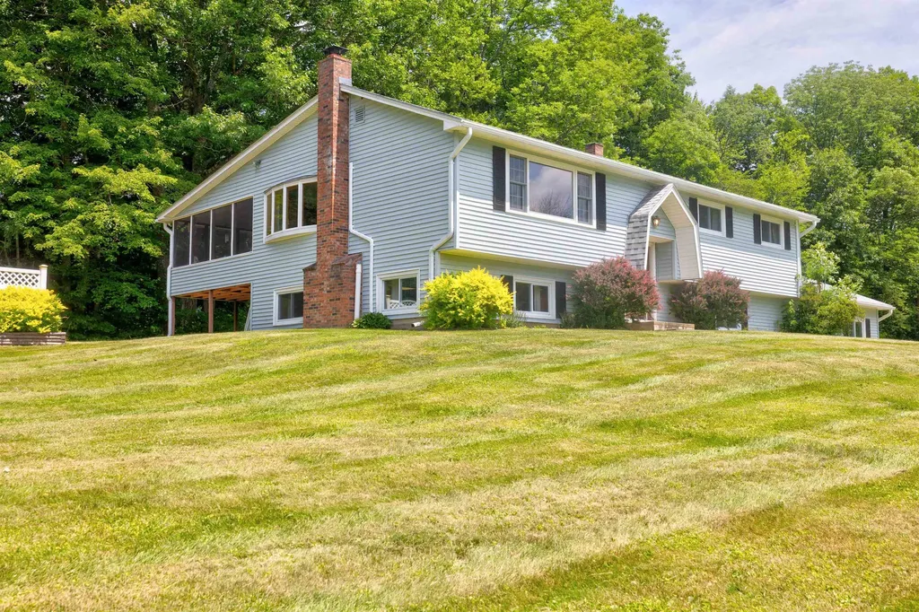 863 Perry Hill Road Waterbury VT 05676