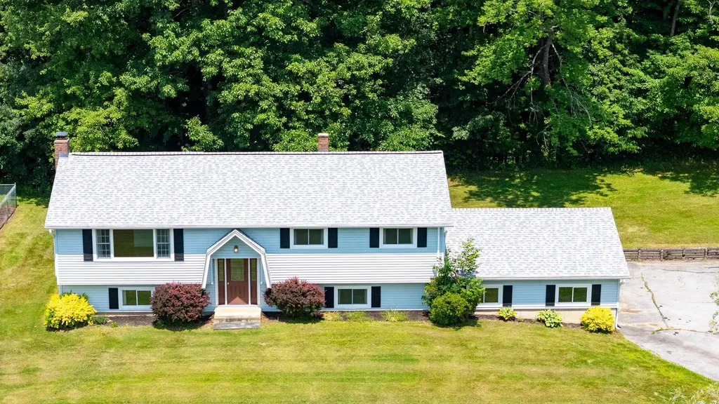 863 Perry Hill Road Waterbury VT 05676