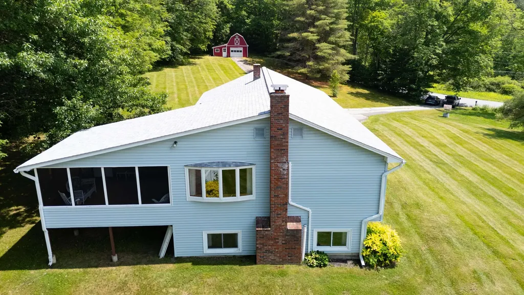863 Perry Hill Road Waterbury VT 05676