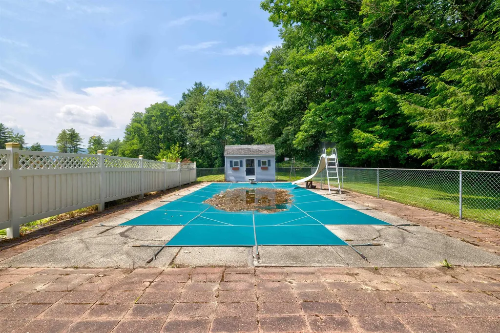 863 Perry Hill Road Waterbury VT 05676