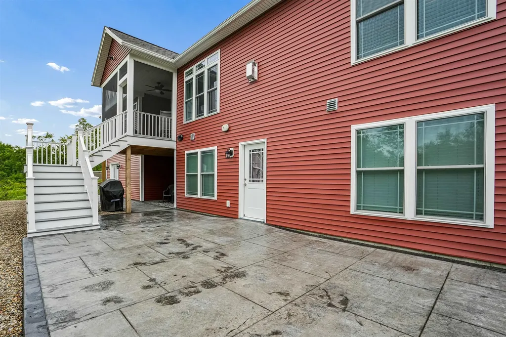 431 Grady Lane Pembroke NH 03275