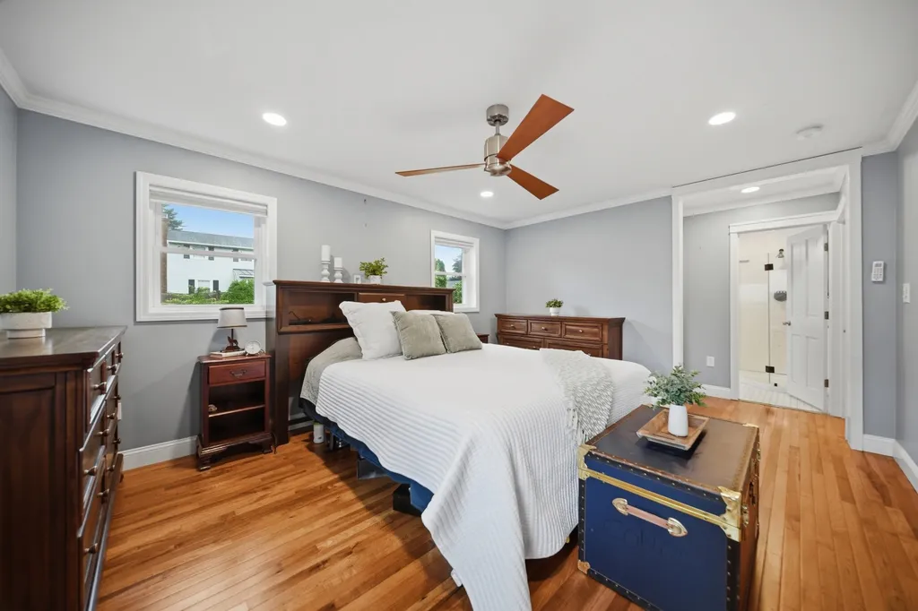 16 Terry Street Nashua NH 03064