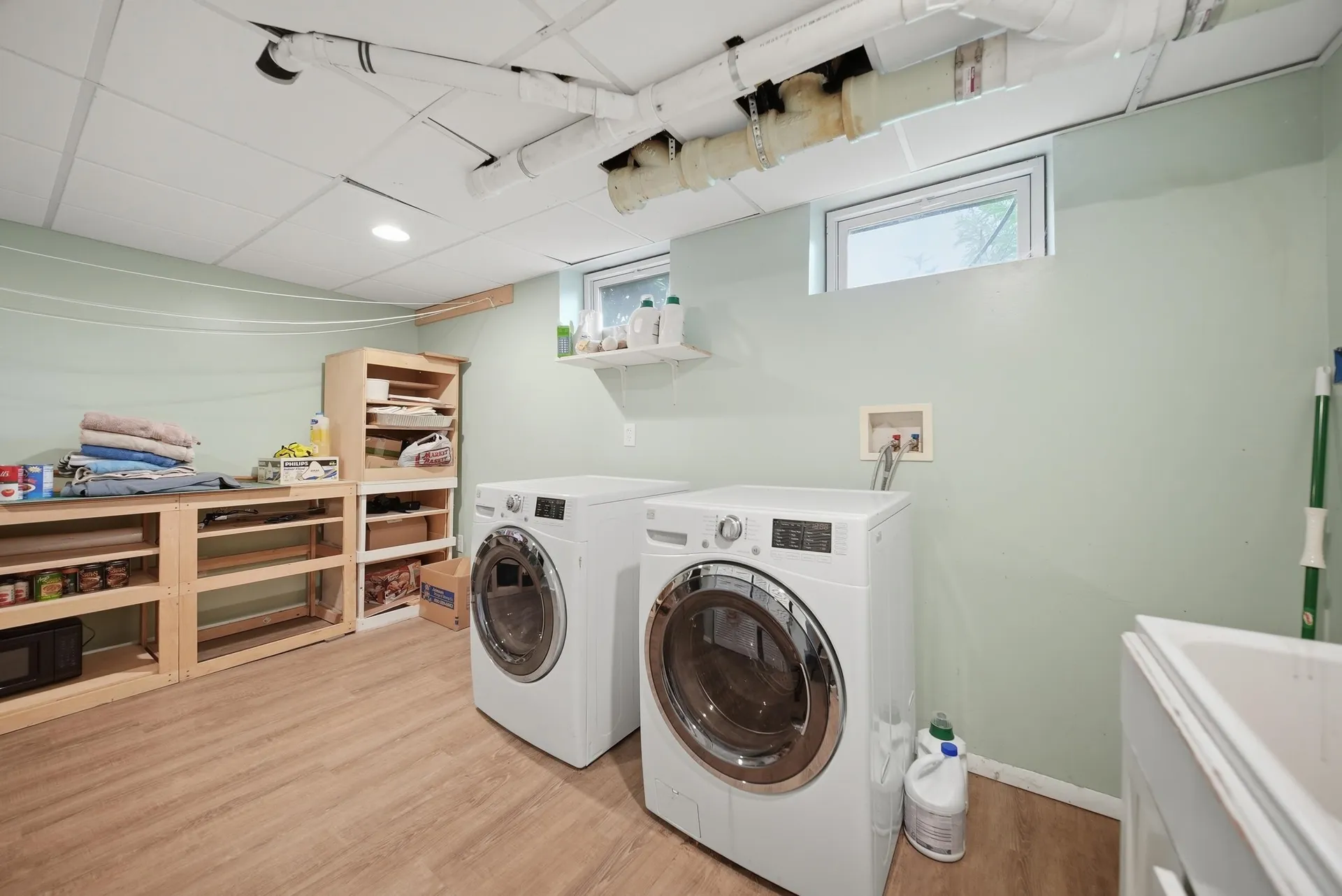 16 Terry Street Nashua NH 03064