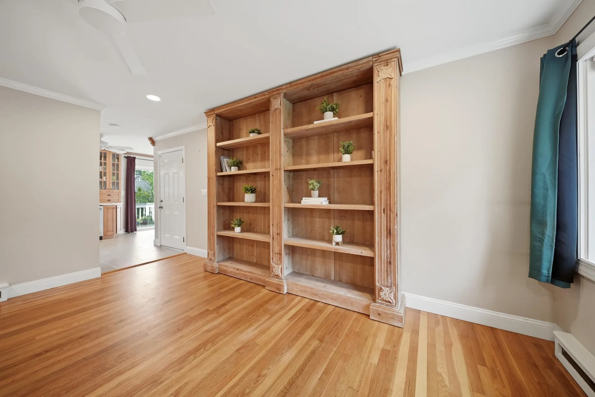 16 Terry Street Nashua NH 03064