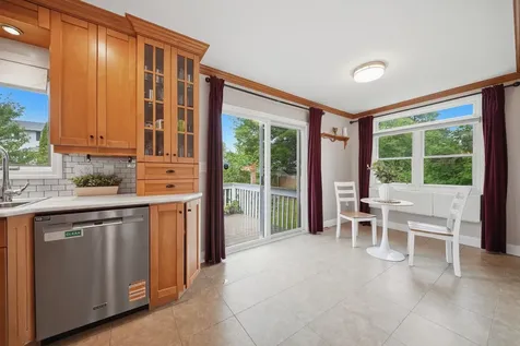 16 Terry Street Nashua NH 03064