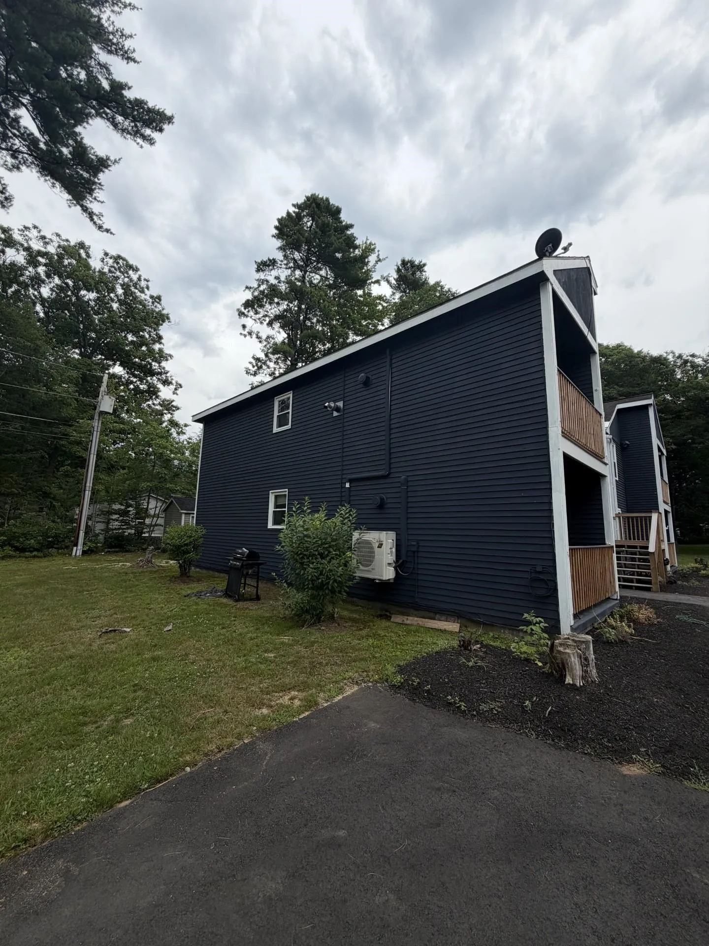 329 Old Lake Shore Road Gilford NH 03249