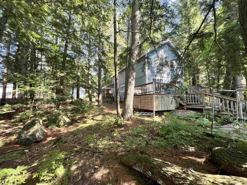 6 Lake Shore Terrace Hillsborough NH 03244