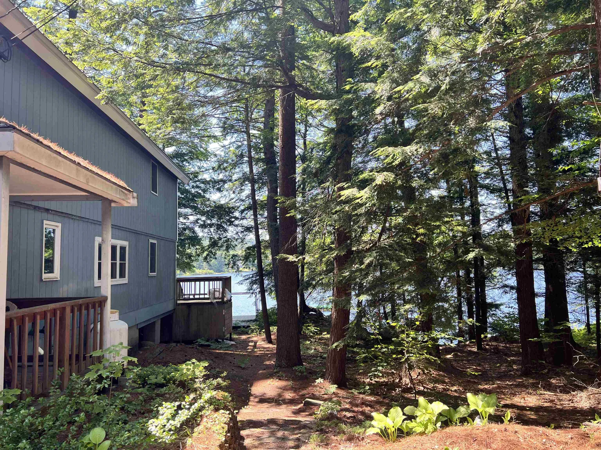 6 Lake Shore Terrace Hillsborough NH 03244