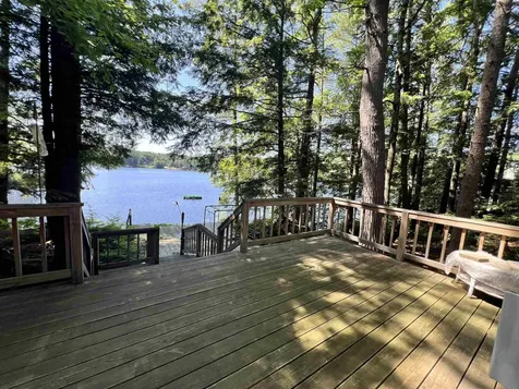 6 Lake Shore Terrace Hillsborough NH 03244