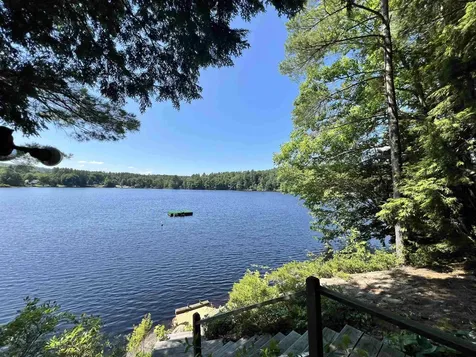 6 Lake Shore Terrace Hillsborough NH 03244