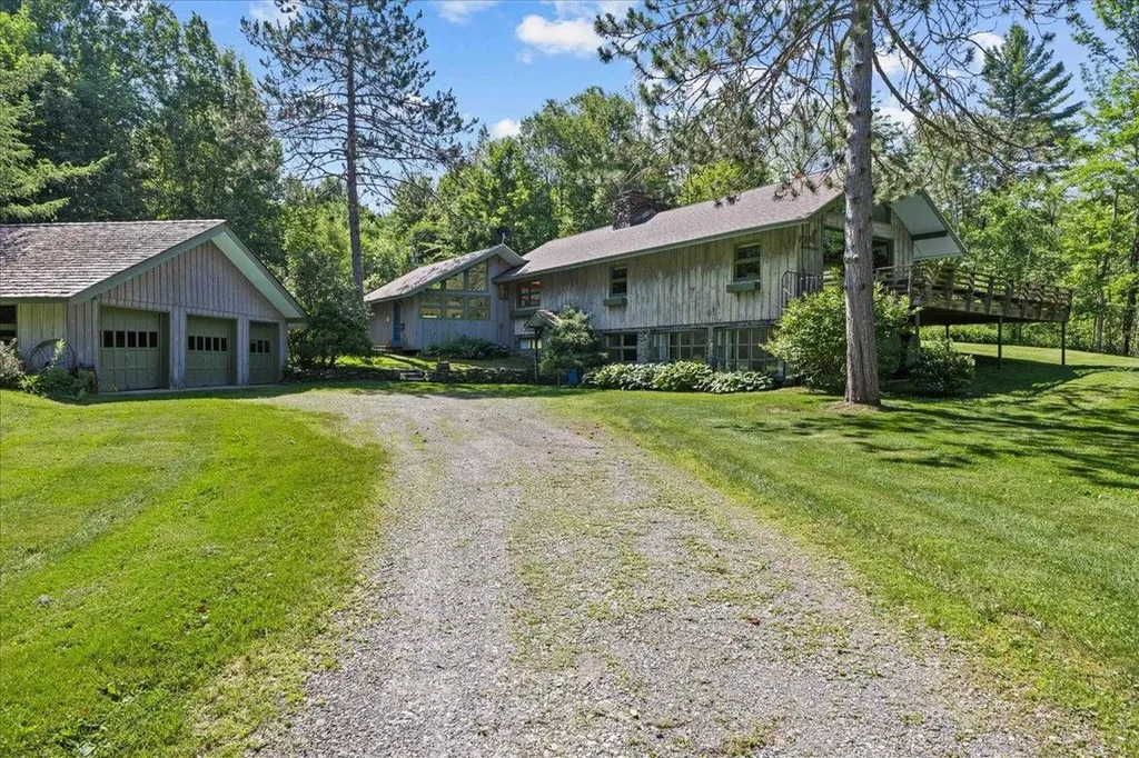 765 Upper Hollow Road Stowe VT 05672