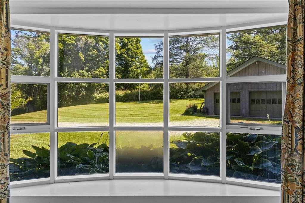 765 Upper Hollow Road Stowe VT 05672