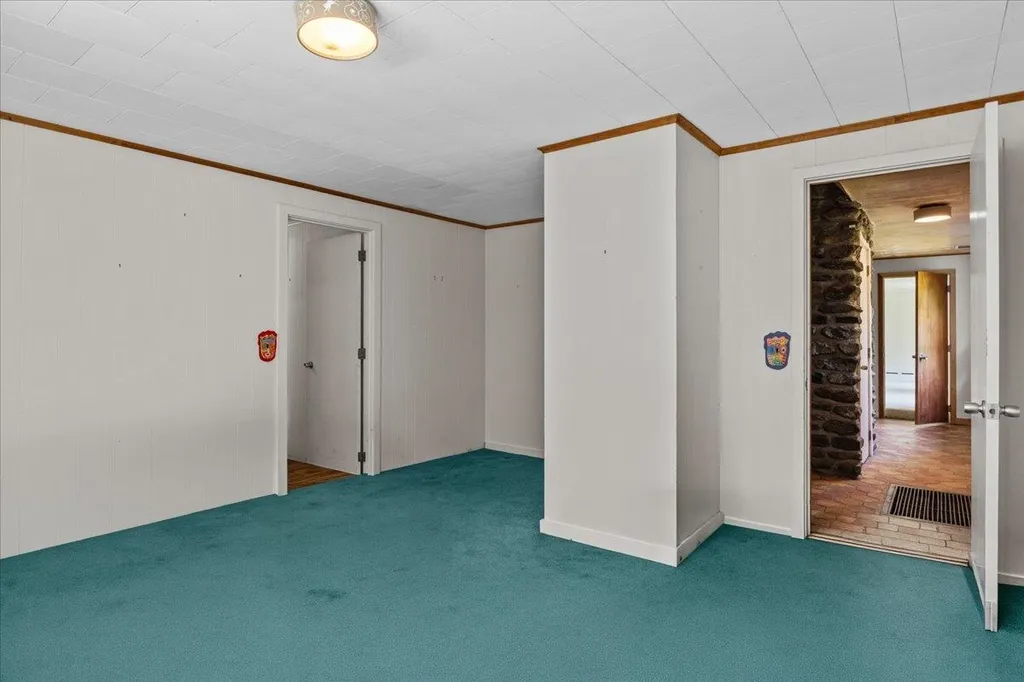 765 Upper Hollow Road Stowe VT 05672