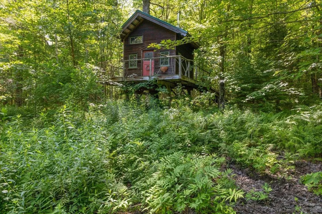 765 Upper Hollow Road Stowe VT 05672