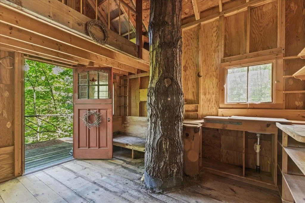 765 Upper Hollow Road Stowe VT 05672