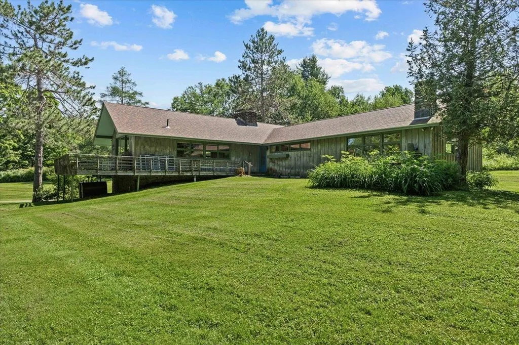 765 Upper Hollow Road Stowe VT 05672
