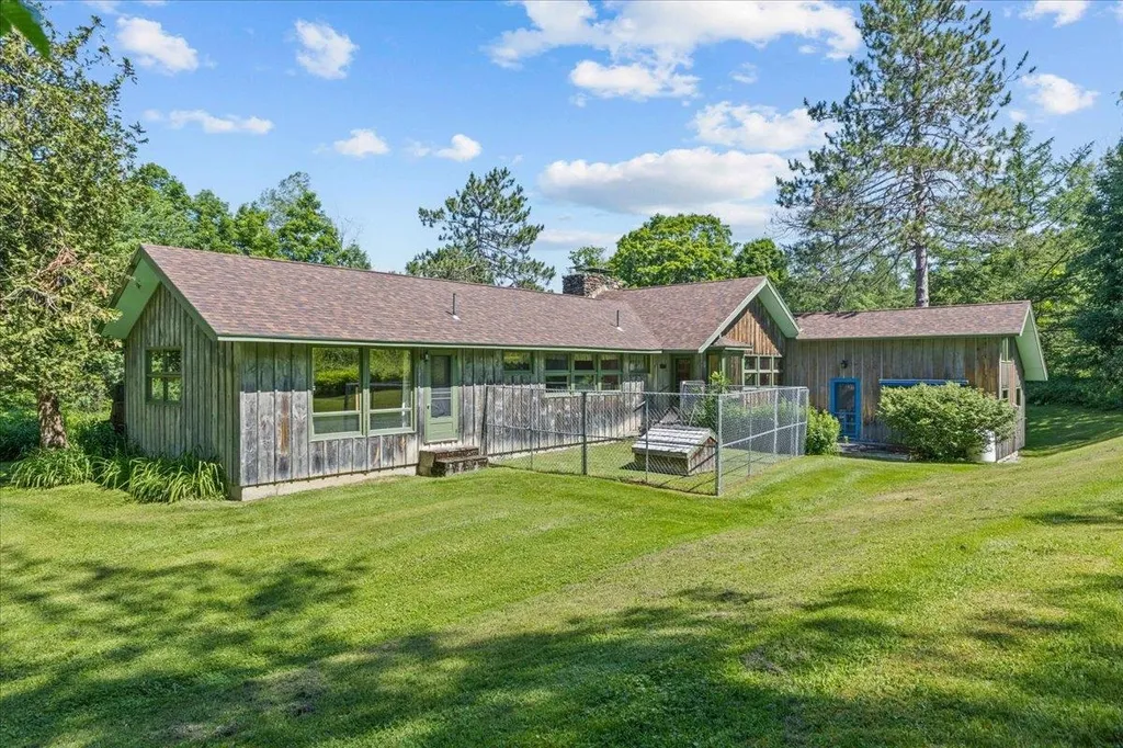 765 Upper Hollow Road Stowe VT 05672