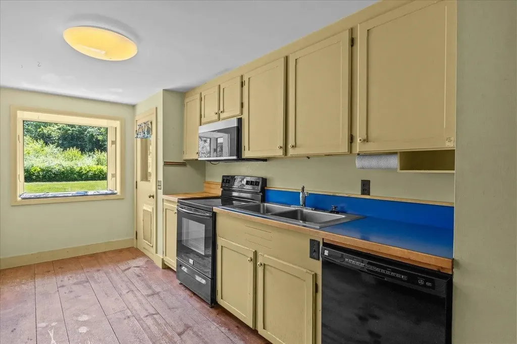 765 Upper Hollow Road Stowe VT 05672