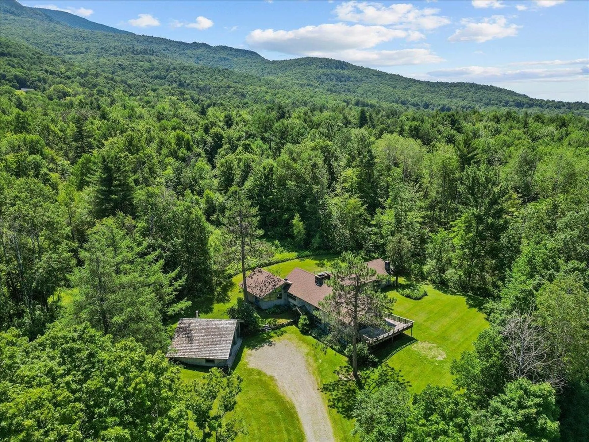 765 Upper Hollow Road Stowe VT 05672