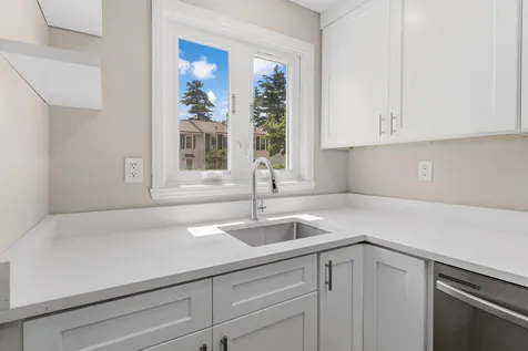 9 Kimberly Drive Merrimack NH 03054
