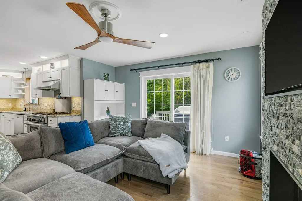 42 Stocklan Circle Dover NH 03820