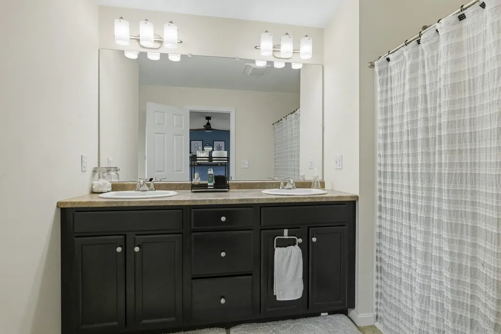 42 Stocklan Circle Dover NH 03820