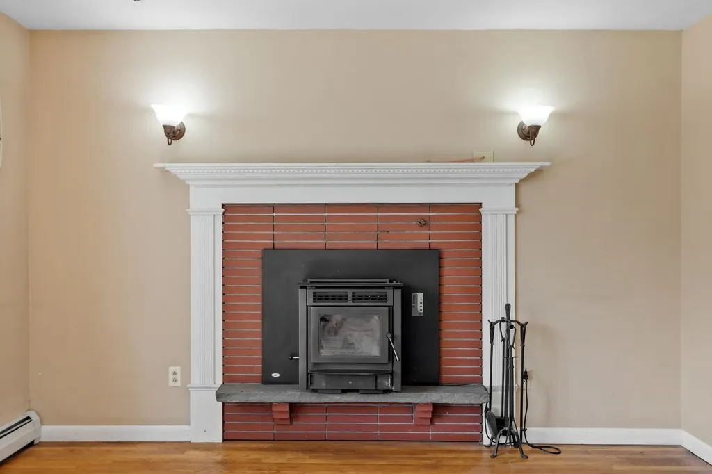 7 Mack Street Bedford NH 03110