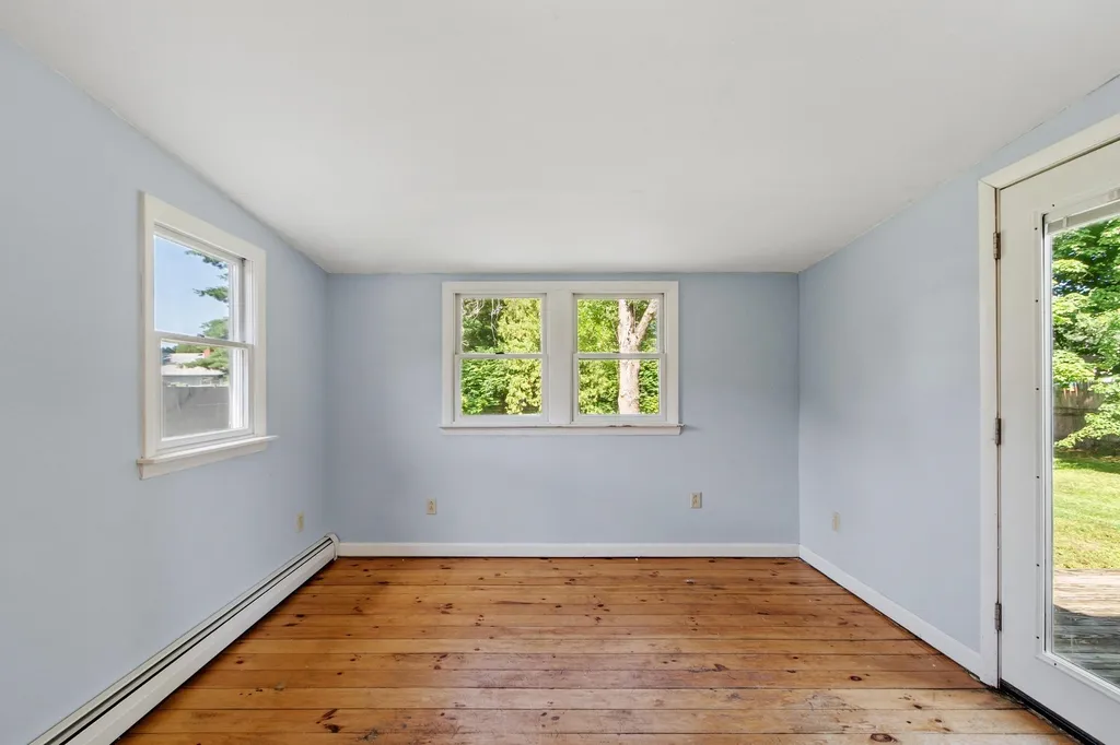 7 Mack Street Bedford NH 03110