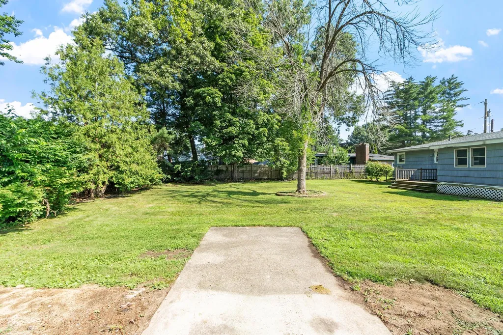 7 Mack Street Bedford NH 03110