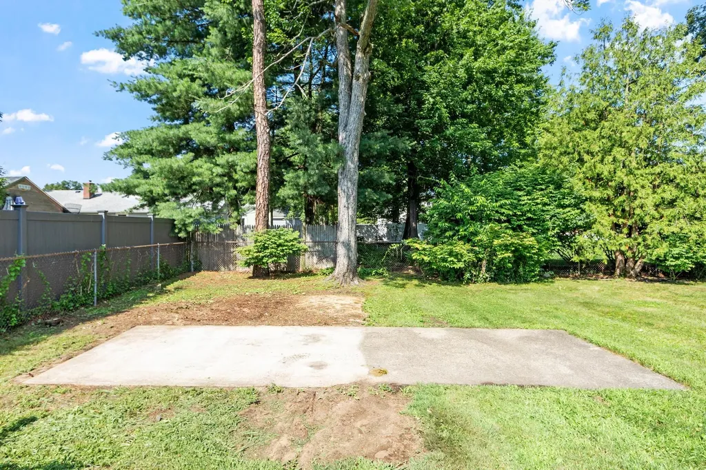 7 Mack Street Bedford NH 03110