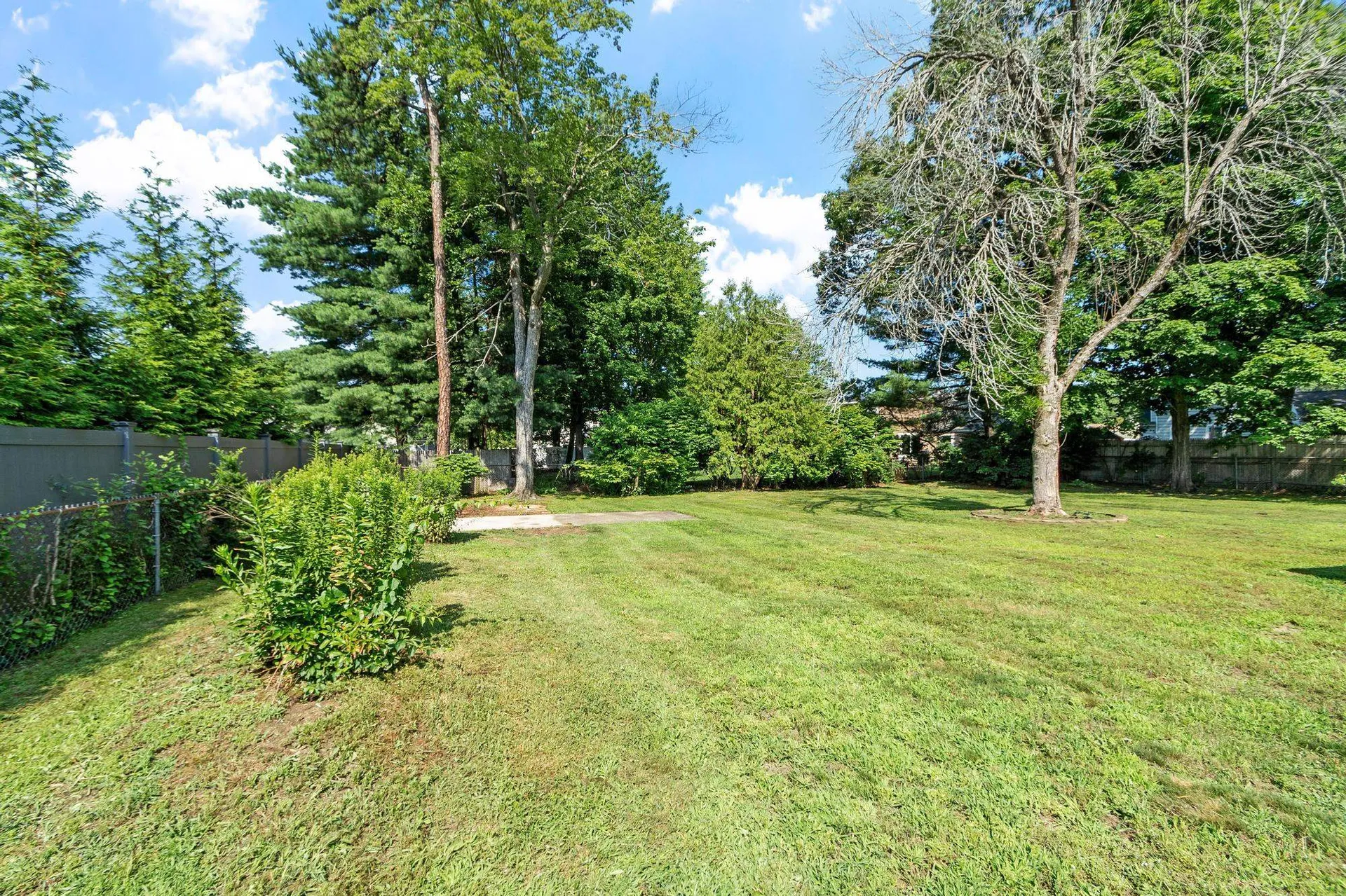 7 Mack Street Bedford NH 03110