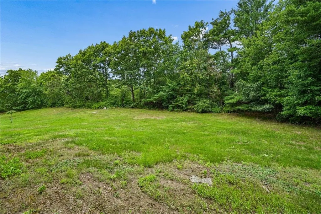 10 Armands Way Dunbarton NH 03046